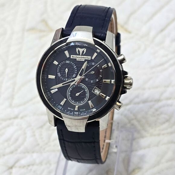 EUC Technomarine UF6 Chronograph Women's Sports Casual Watch Swiss Quartz 609010 - Picture 10 of 10